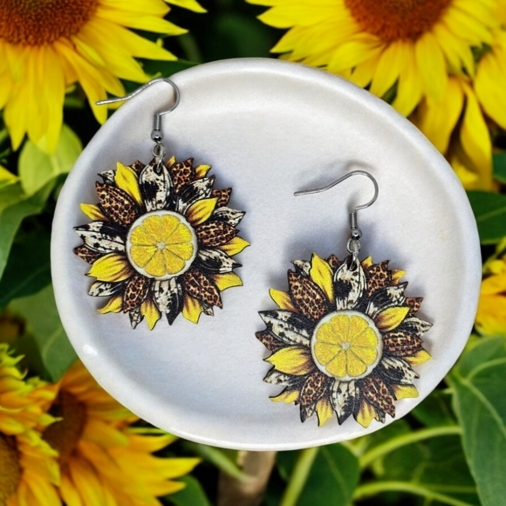 NEW Women's Sunflower Lemon Wooden Fashion‎ Earrings